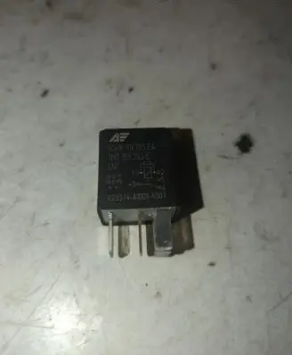 Jaguar XF X250 Other relay 7M0951253C