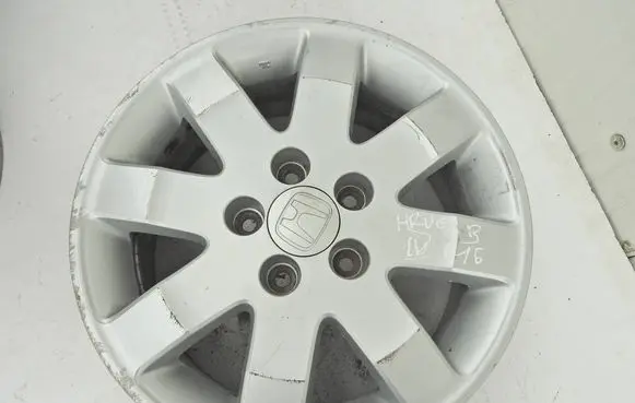 Honda HR-V R16 alloy rim 