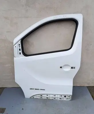Renault Trafic III (X82) Front door