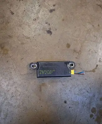 Mercedes-Benz E W211 Airbag deployment crash/impact sensor A0038200726Q02 300500087