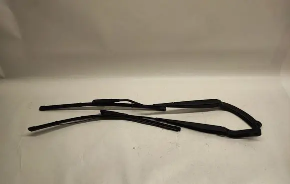 Ford Mustang VI Windshield/front glass wiper blade FR3B17C495AA