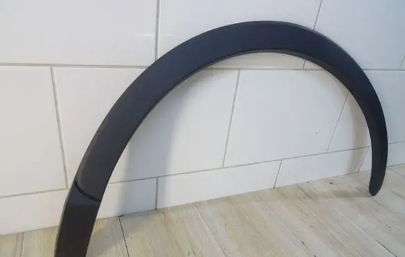 Audi Q3 8U Front arch trim 8U0853817B