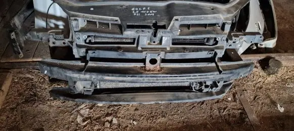 Volkswagen Golf V Bottom radiator support slam panel 