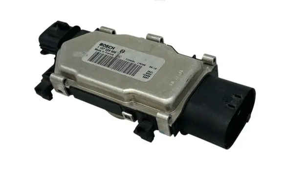Mercedes-Benz CLA C117 X117 W117 Fan control module 1137328656
