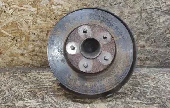 Jaguar XK8 - XKR Front wheel hub spindle knuckle MJA1932AA