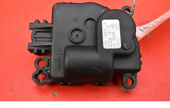 Ford Mondeo MK I Air flap motor/actuator DG9H19E616CA