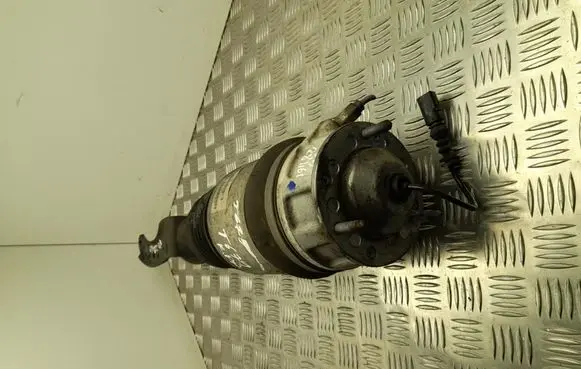 Volkswagen Touareg II Front air suspension shock absorber 7P6616039M