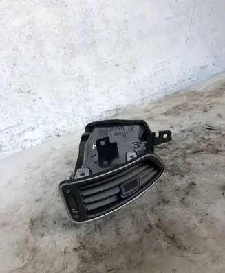 Infiniti Q50 Dashboard side air vent grill/cover trim 687614ga0a