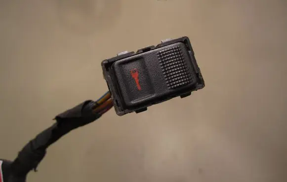 Audi A4 S4 B5 8D Central locking switch button 8D0962107