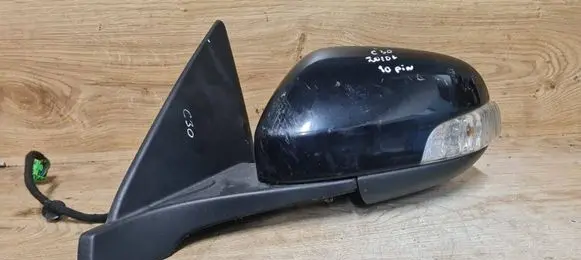 Front door electric wing mirror