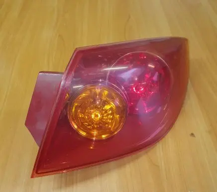 Mazda 3 I Rear/tail lights P2688 0633