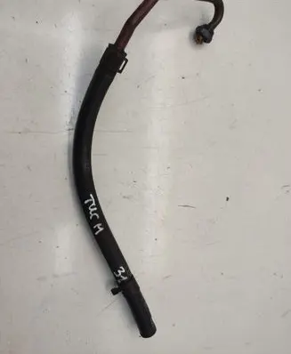 Gearbox oil cooler pipe/hose
