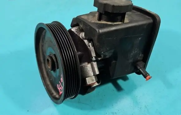 Mercedes-Benz C W204 Power steering pump A0044667001 IMPRK1586958