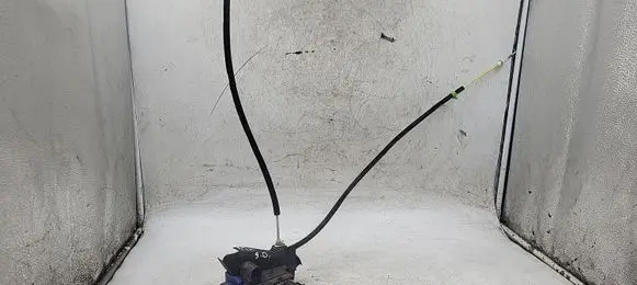 Audi A4 S4 B5 8D Rear door lock 8D0839016A