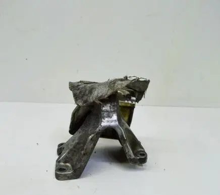 Audi A4 S4 B8 8K Engine mounting bracket 8K0199307BG