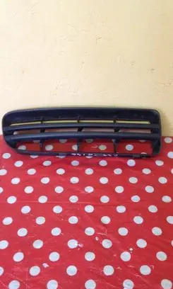 Skoda Octavia Mk1 (1U) Front bumper lower grill 1U0807368C