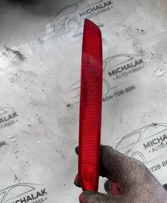 Rear tail light reflector