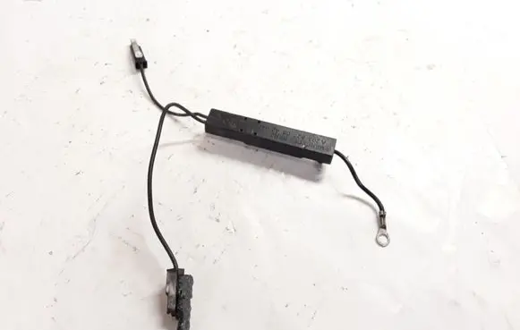 Mercedes-Benz C W203 Sound amplifier A2038270642
