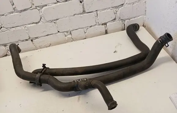 Volkswagen Transporter - Caravelle T4 Engine coolant pipe/hose 074121101H