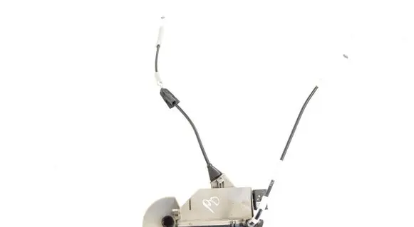 Peugeot 2008 I Front door lock 