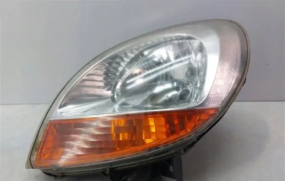 Renault Kangoo I Headlight/headlamp 8200150614