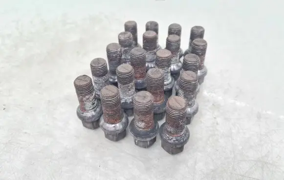 Audi A6 S6 C6 4F Nuts/bolts 