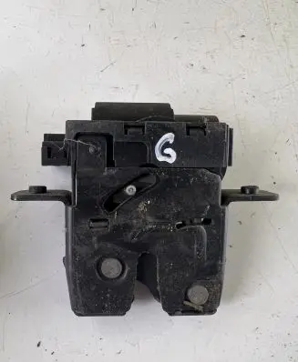 Nissan Micra Tailgate/trunk/boot lock/catch/latch