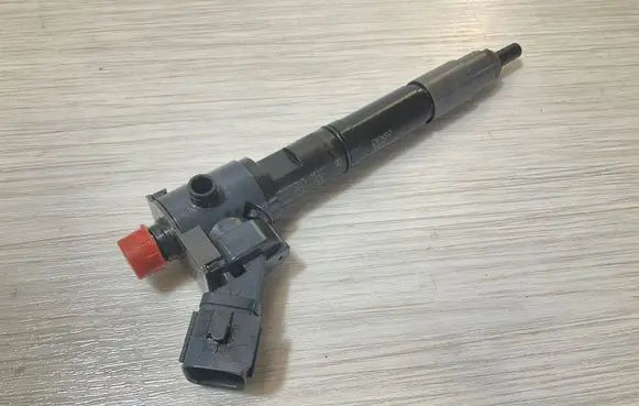 Volvo XC90 Fuel injector 31336769 132370010