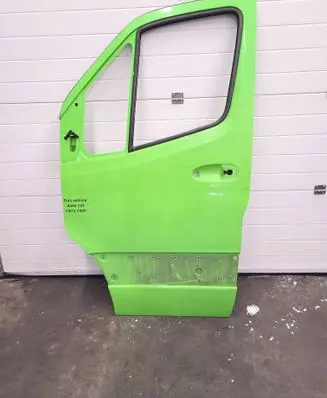 Mercedes-Benz Sprinter W907 W910 Front door 