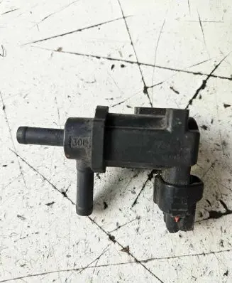 Vacuum valve