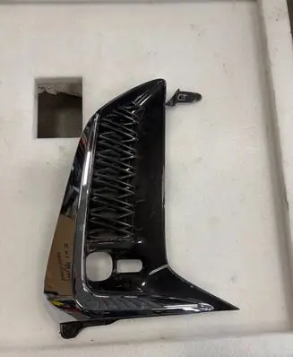 Lexus UX Front grill 5203076010 5311776020