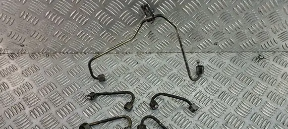 Land Rover Evoque I Fuel injector supply line/pipe 