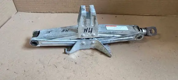 Suzuki Ignis Lift Jack 8991086G10 8991086G00