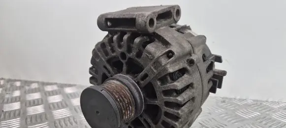 Mercedes-Benz Sprinter W906 Generator/alternator A0009068802 P0618263 FG18S130