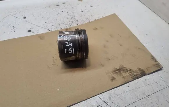 Volvo S80 Piston 81L123