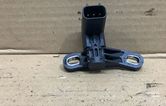 Mazda CX-7 Crankshaft position sensor L3K918221