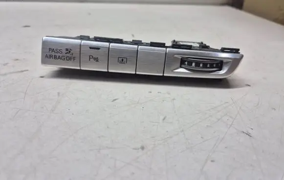 Audi A8 S8 D4 4H Parking (PDC) sensor switch 4H1959674BJ