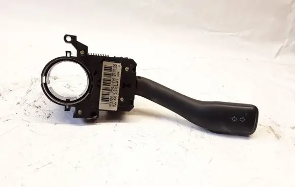 Volkswagen Golf IV Indicator stalk 8L0953513G 202852URB