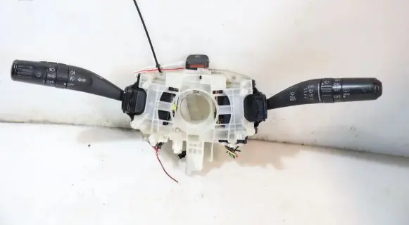 Subaru Legacy Light switch
