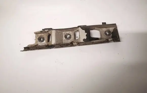 Volkswagen PASSAT B6 Front bumper mounting bracket 3c0807183