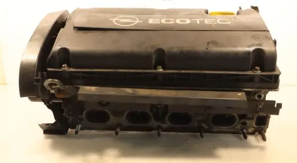 Opel Astra H Engine head 55353608