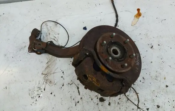 Ford Ranger Front wheel hub 475937373