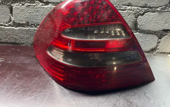 Mercedes-Benz E W211 Rear/tail lights