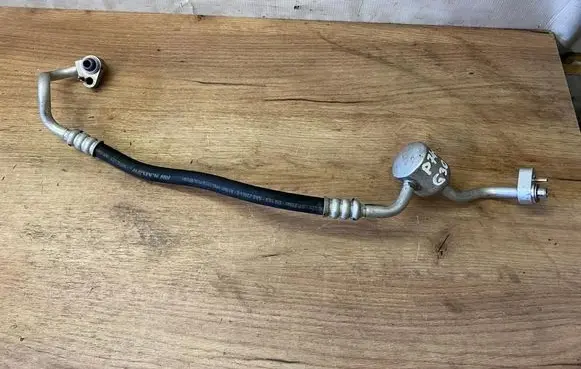 BMW 5 G30 G31 G38 Air conditioning (A/C) pipe/hose 9109971
