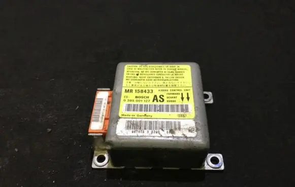 Mitsubishi Carisma Airbag control unit/module MR158433 0285001127
