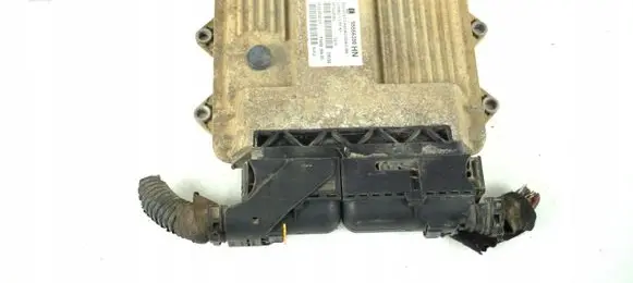 Opel Combo C Engine control unit/module ECU 55566390