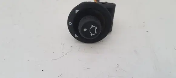 Ford Focus Wing mirror switch 93BG17B676BA