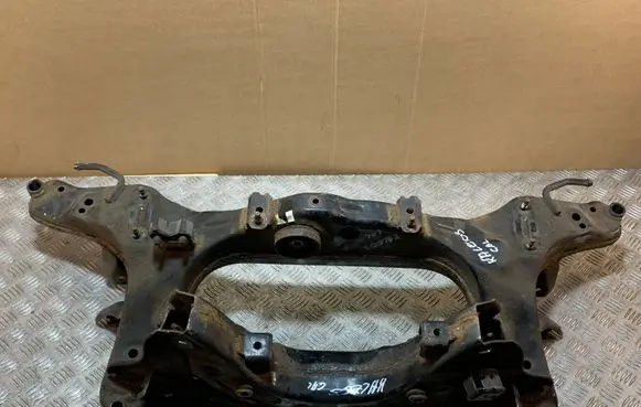 Renault Koleos I Rear subframe 