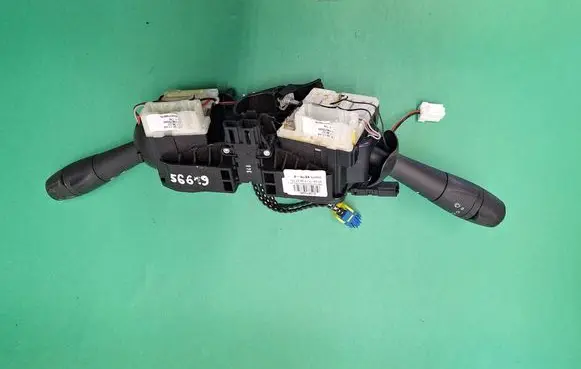 Renault Captur Wiper turn signal indicator stalk/switch E10670325 255675887R 2910670325