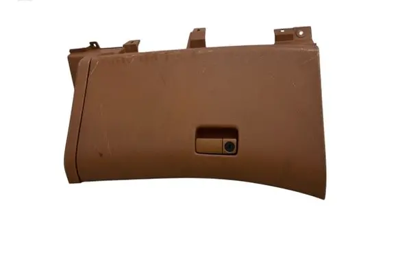 Infiniti FX Glove box